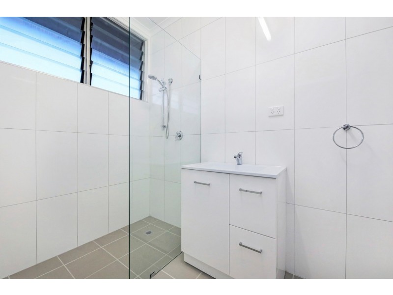 33 Abbott Crescent, Malak NT 0812