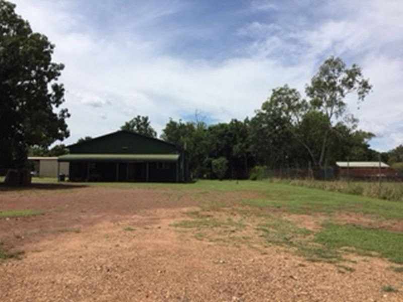 15 Woolley Court, Batchelor NT 0845