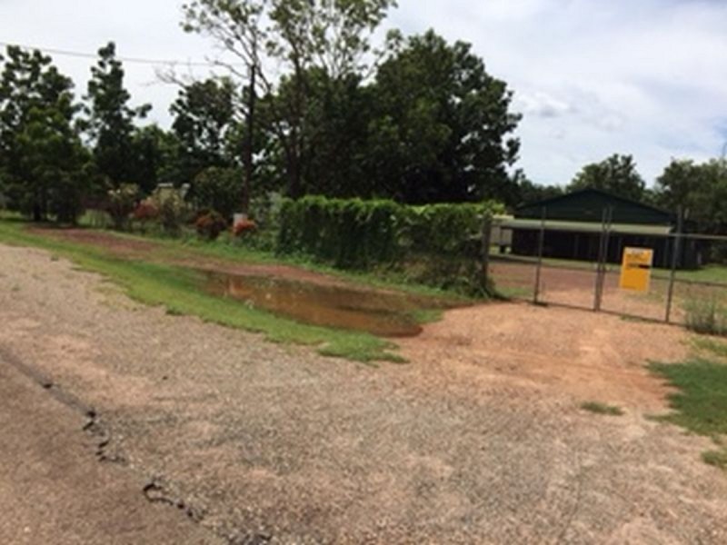 15 Woolley Court, Batchelor NT 0845