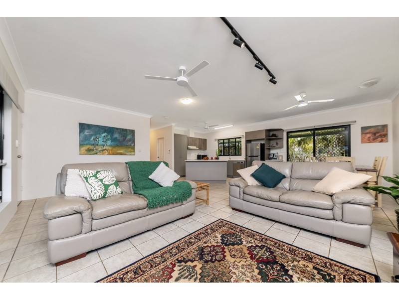 22 Catt Crescent, Farrar NT 0830