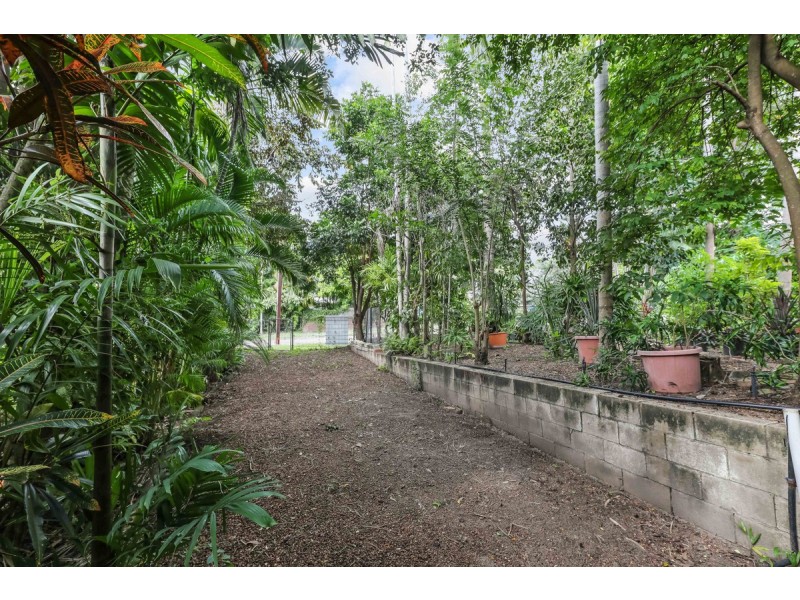 6 Emily Gardens, Alawa NT 0810