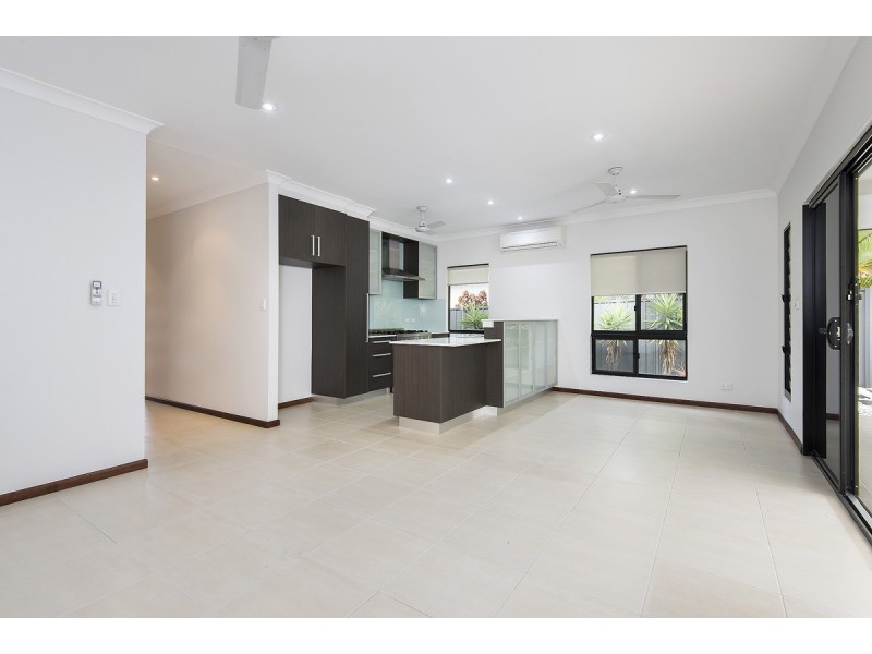 27 Villaflor Crescent, Woolner NT 0820
