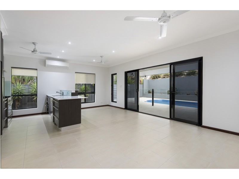 27 Villaflor Crescent, Woolner NT 0820