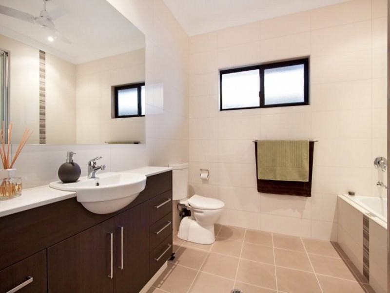 27 Villaflor Crescent, Woolner NT 0820