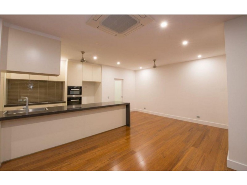 2/6 Schultze Street, Larrakeyah NT 0820