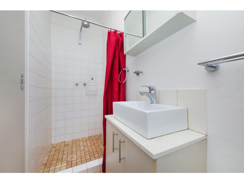 4/140 Dickward Drive, Coconut Grove NT 0810