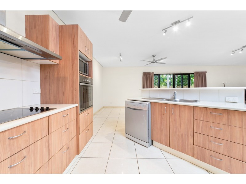 2/40 Yirra Crescent, Rosebery NT 0832