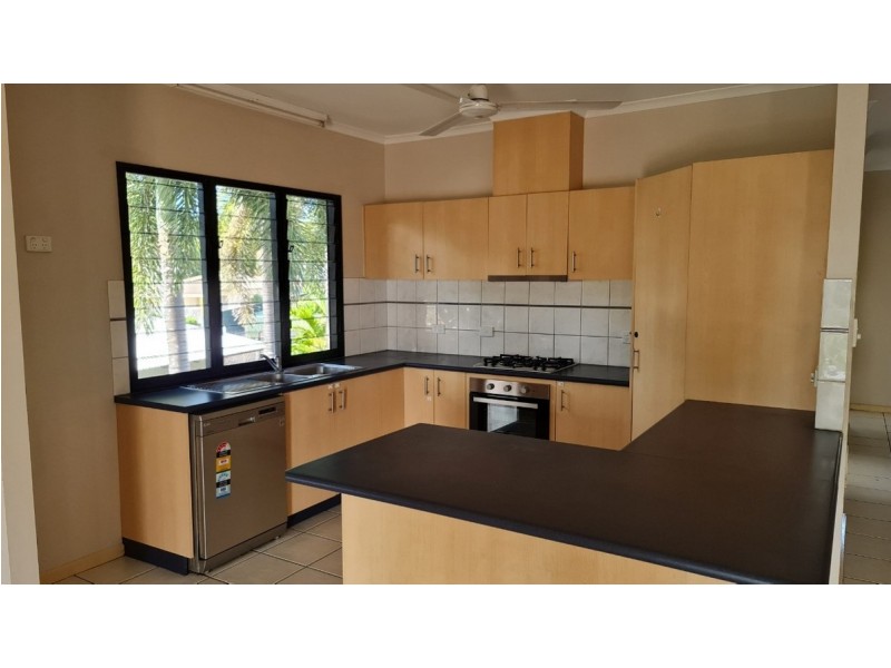 47 Bagshaw Crescent, Gray NT 0830