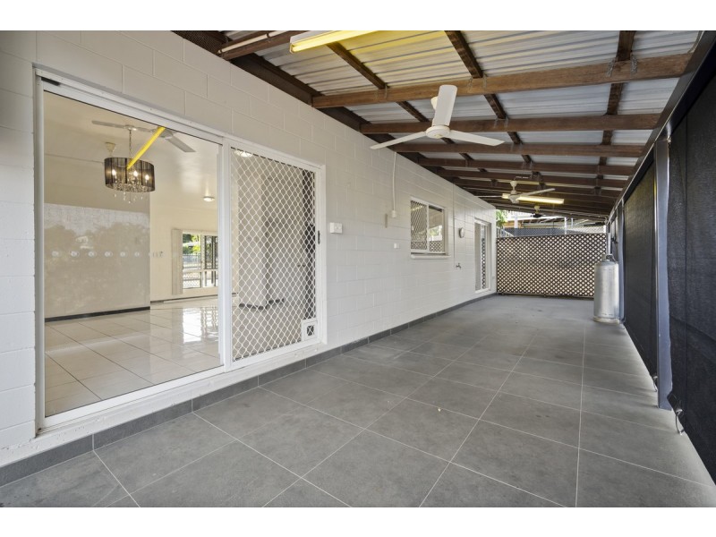 7 Raffles Road, Gray NT 0830