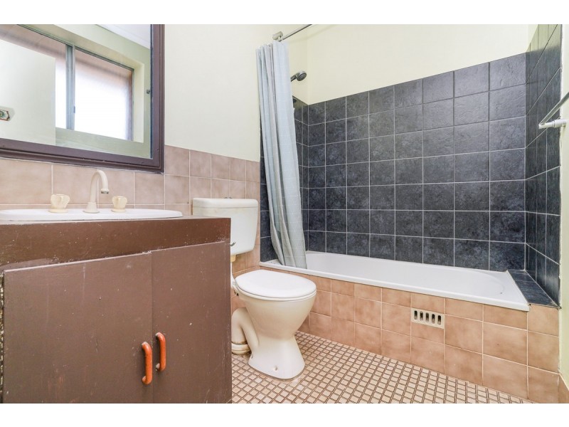 7 Uiver Court, Moulden NT 0830