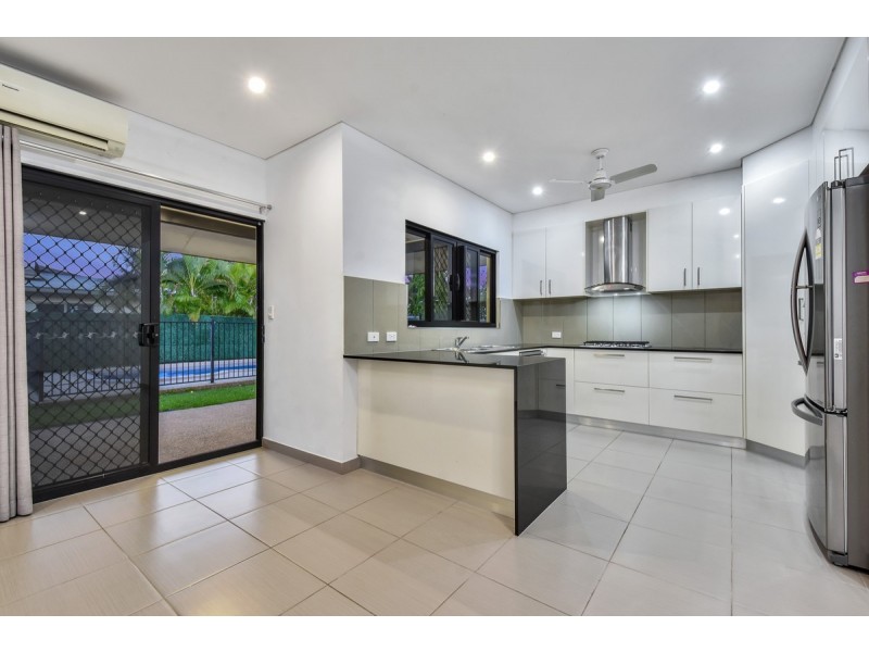 8 Warbird Street, Zuccoli NT 0832