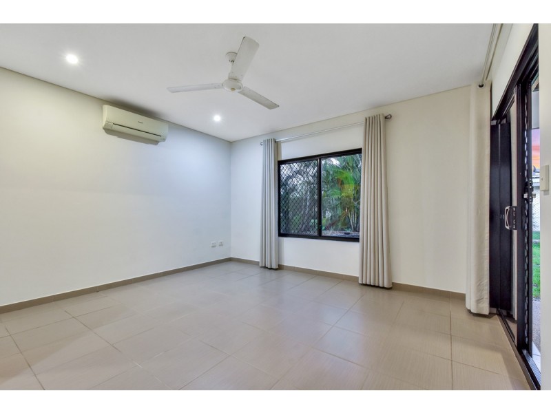 8 Warbird Street, Zuccoli NT 0832