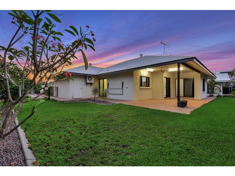 8 Warbird Street, Zuccoli NT 0832