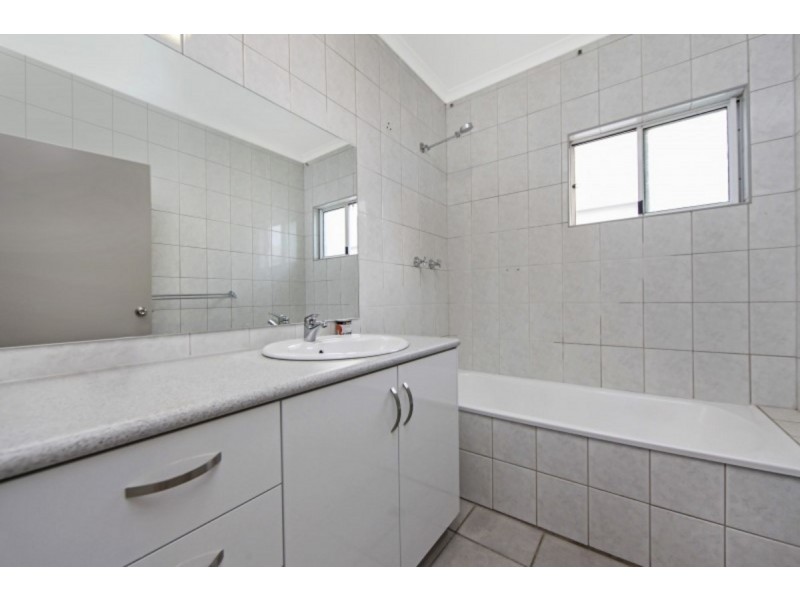 8/6 Mannikan Court, Bakewell NT 0832