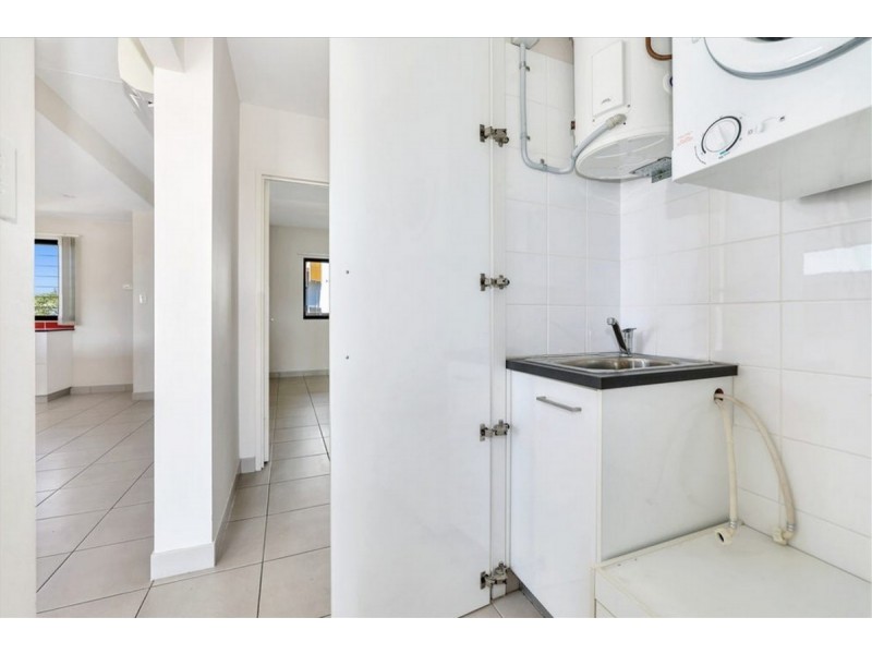 2203/2 Brisbane Crescent, Johnston NT 0832