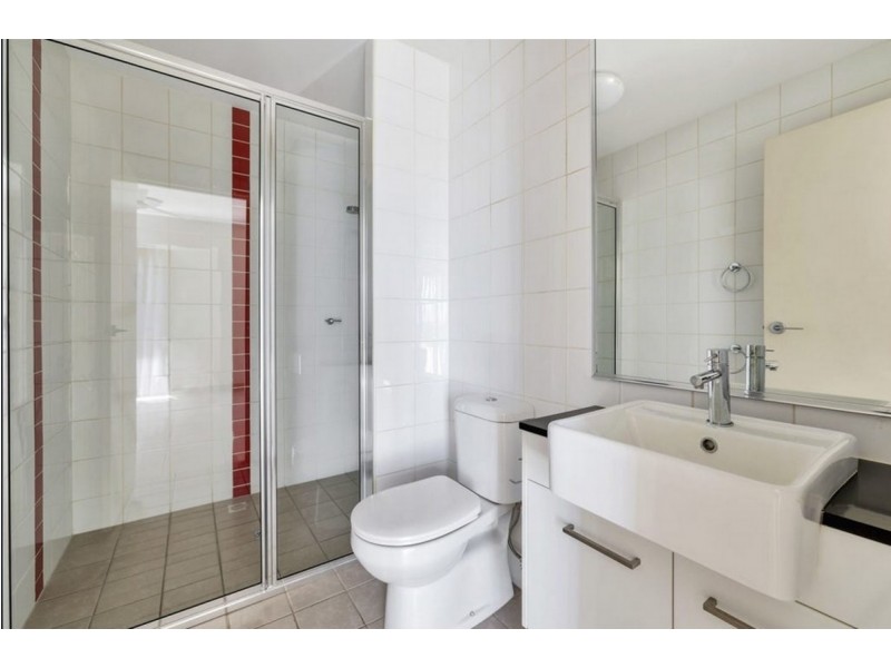 2203/2 Brisbane Crescent, Johnston NT 0832