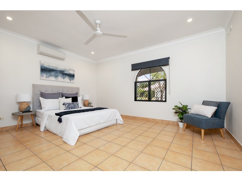 6 Trochus Crescent, Woolner NT 0820