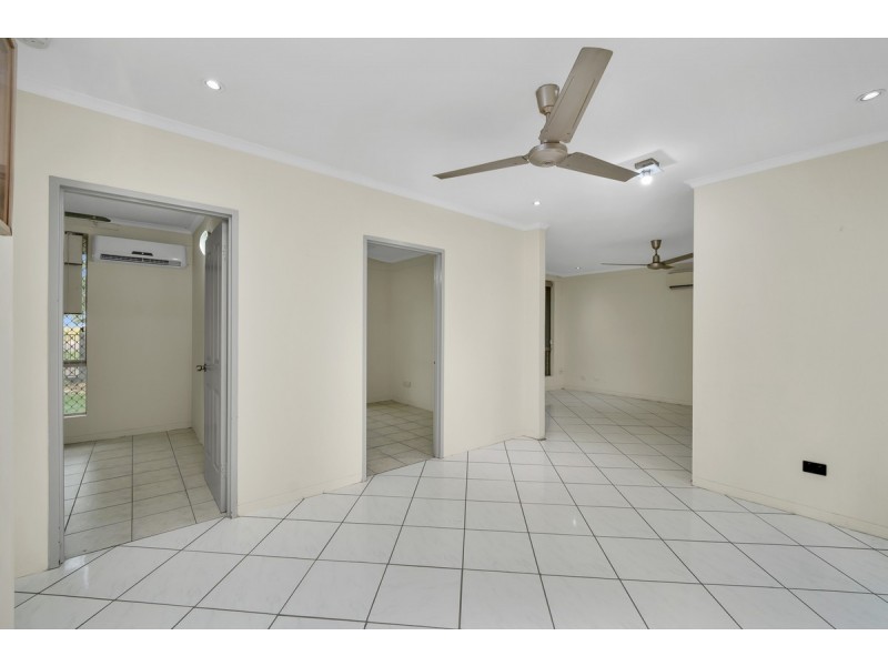232 Vanderlin Drive, Malak NT 0812
