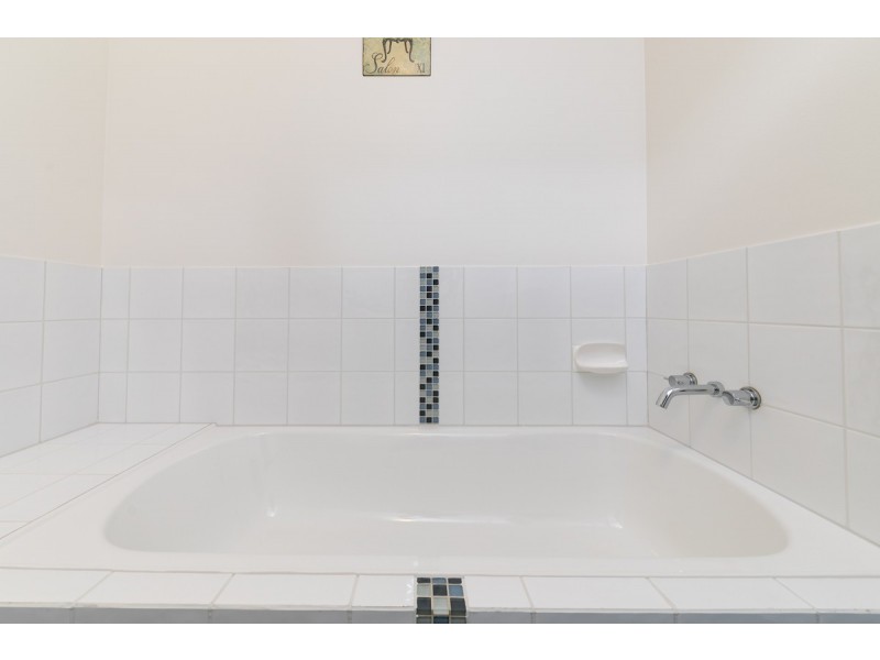 22 Catt Crescent, Farrar NT 0830