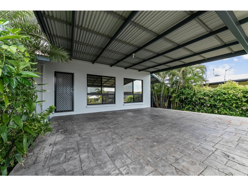 22 Catt Crescent, Farrar NT 0830