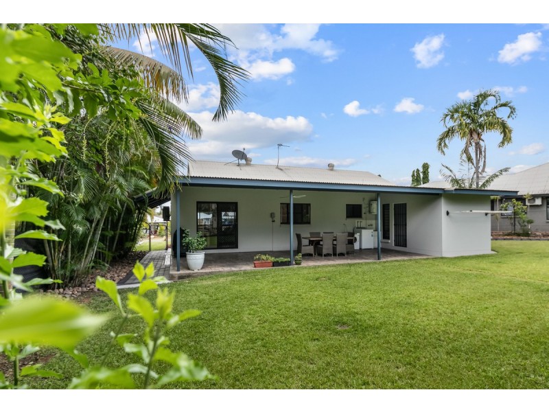 22 Catt Crescent, Farrar NT 0830