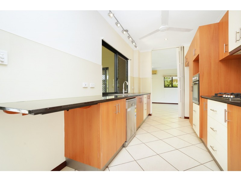 10 Villaflor Crescent, Woolner NT 0820