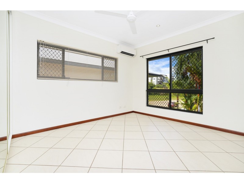 10 Villaflor Crescent, Woolner NT 0820