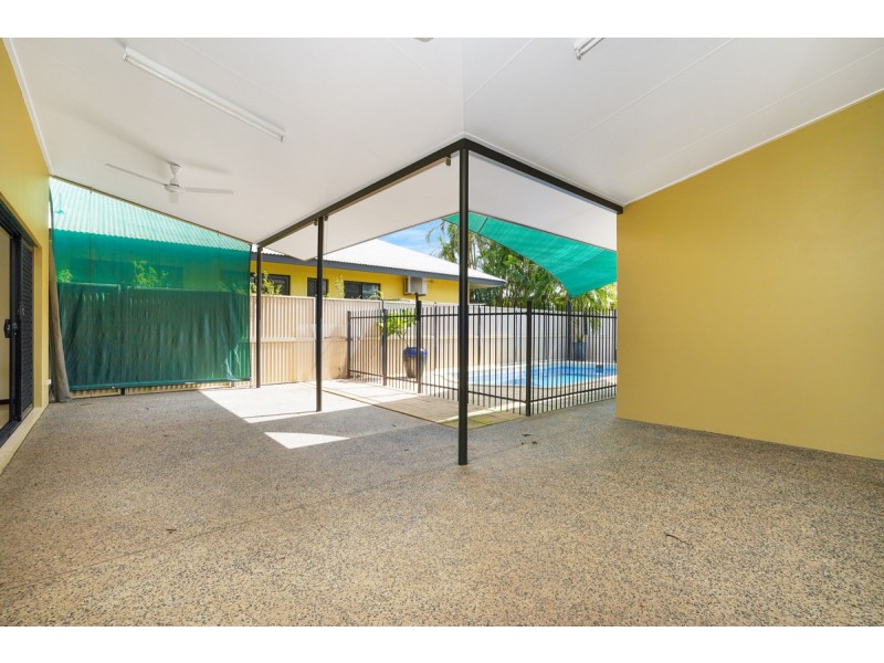 10 Villaflor Crescent, Woolner NT 0820