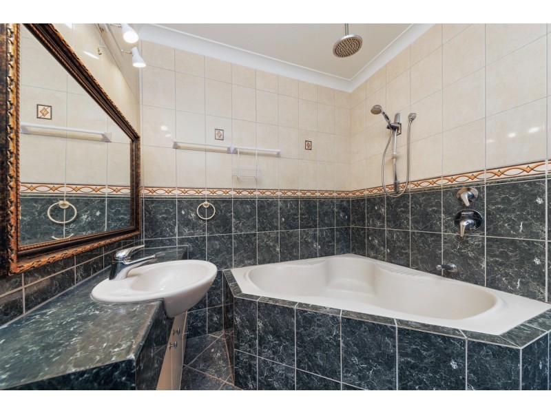 8 De Courcy Place, Durack NT 0830