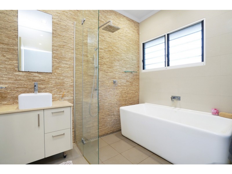 23 Cullen Bay Crescent, Larrakeyah NT 0820