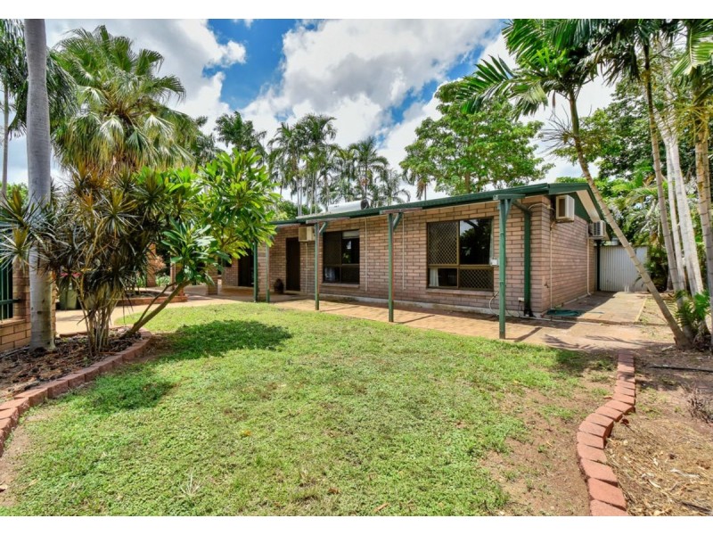 17 Landers Court, Gray NT 0830