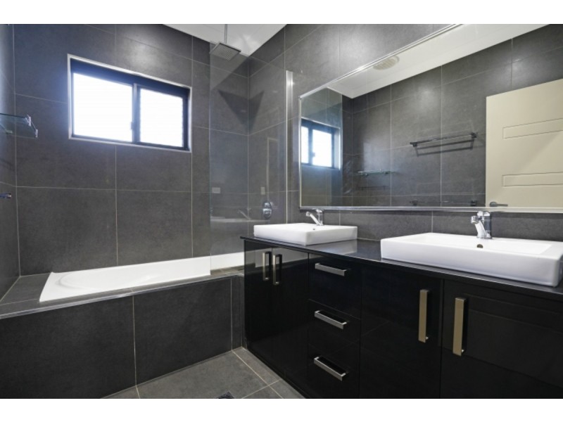 94 Lind Road, Johnston NT 0832