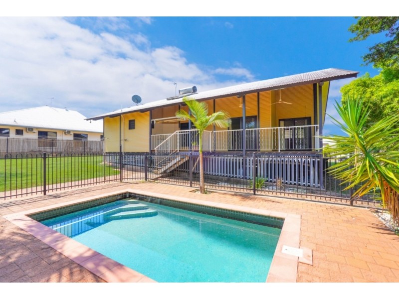 30 Yirra Crescent, Rosebery NT 0832