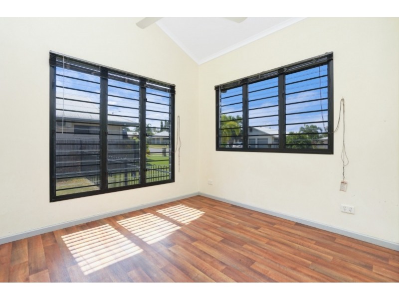 30 Yirra Crescent, Rosebery NT 0832