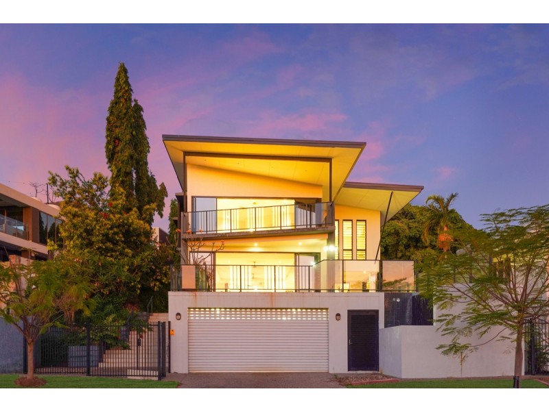 15 Cullen Bay Crescent, Cullen Bay NT 0820