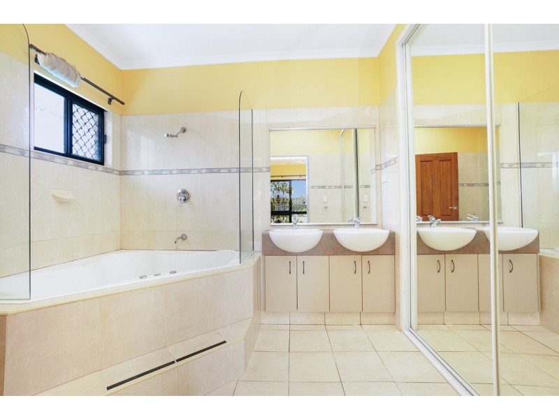 24 Trochus Crescent, Woolner NT 0820
