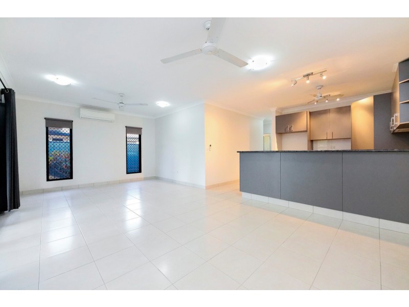 2/10 Magoffin Street, Farrar NT 0830