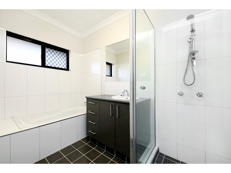 2/10 Magoffin Street, Farrar NT 0830