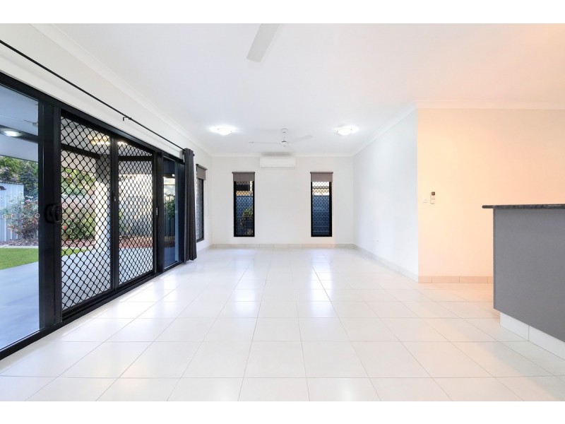 2/10 Magoffin Street, Farrar NT 0830
