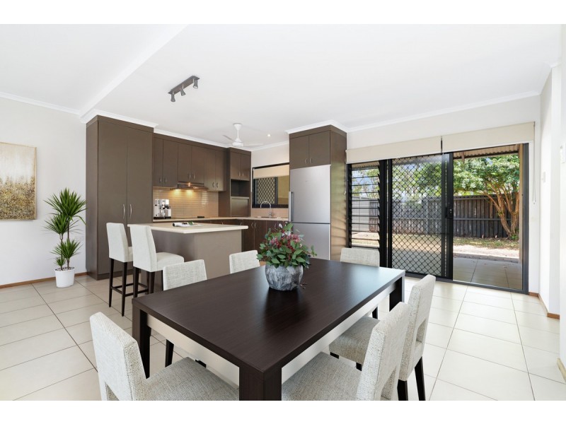 2/10 Davis Court, Rosebery NT 0832