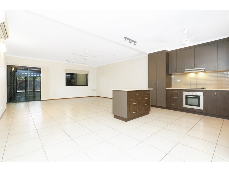 2/10 Davis Court, Rosebery NT 0832