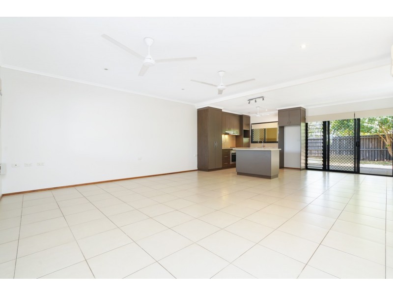 2/10 Davis Court, Rosebery NT 0832