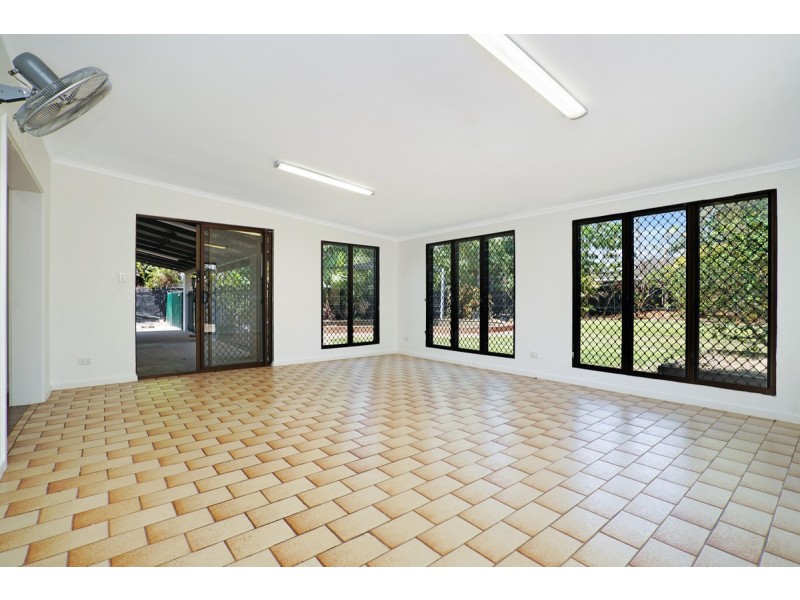 9 Nonda Court, Karama NT 0812