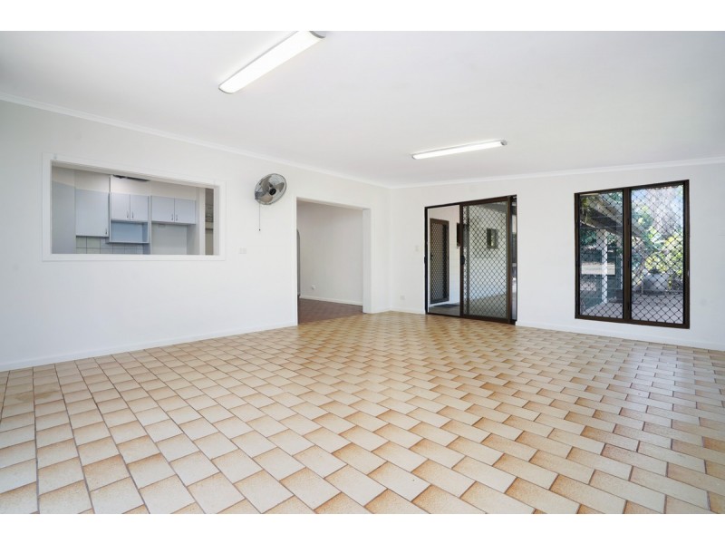 9 Nonda Court, Karama NT 0812