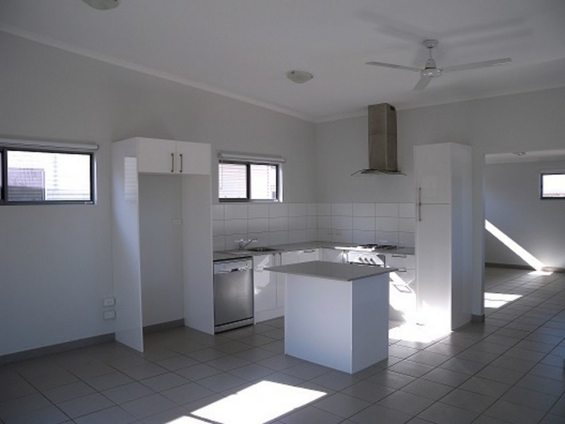 7/10 Damascene Crescent, Bellamack NT 0832