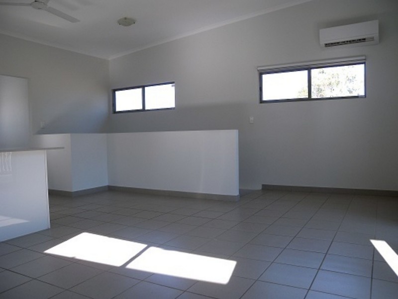 12/10 Damascene Crescent, Bellamack NT 0832