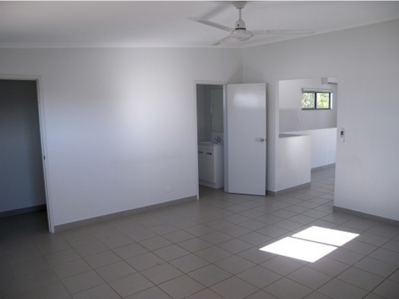 12/10 Damascene Crescent, Bellamack NT 0832