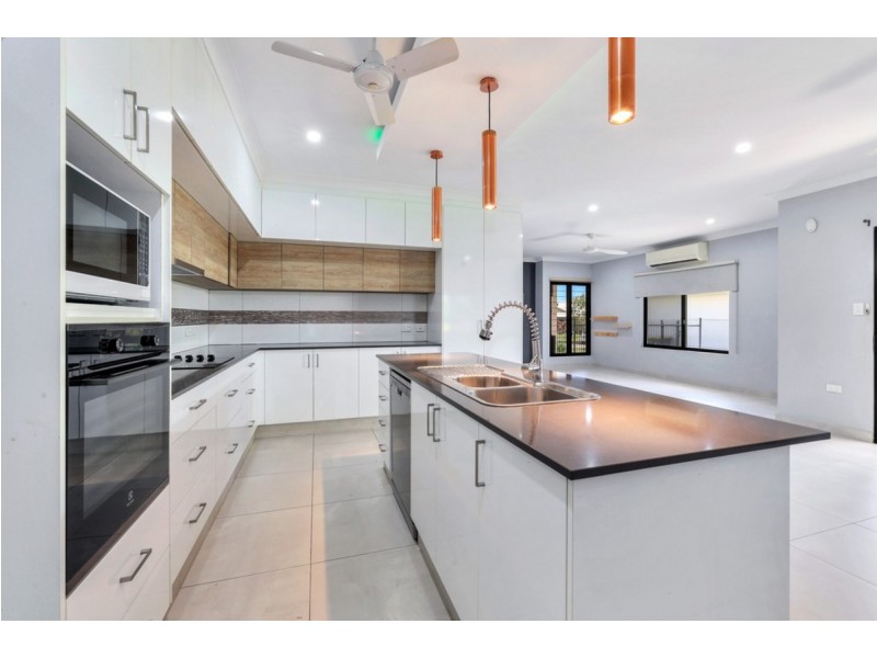 24 Leitch Street, Muirhead NT 0810