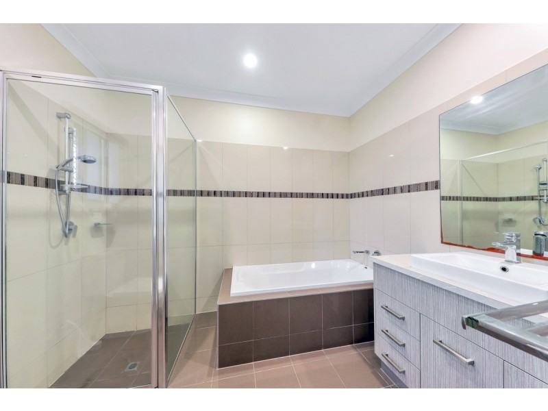 8 Rayney Street, Durack NT 0830