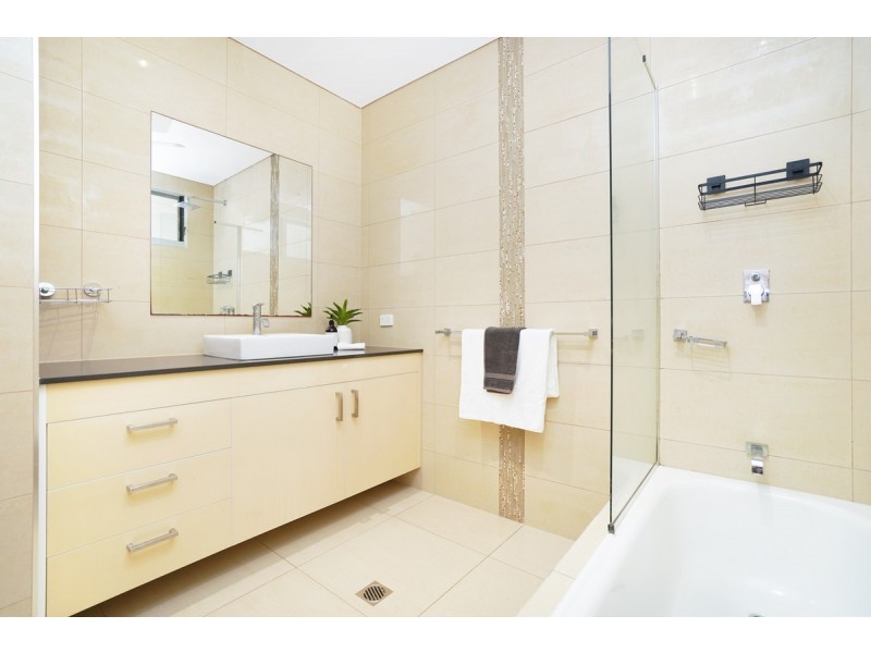 1/17 Gardens Hill Crescent, The Gardens NT 0820